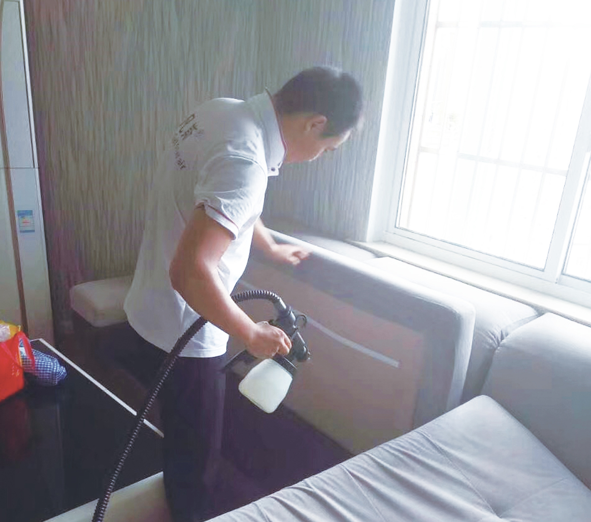 拒絕忍受車(chē)內(nèi)甲醛異味，遠(yuǎn)離甲醛危害